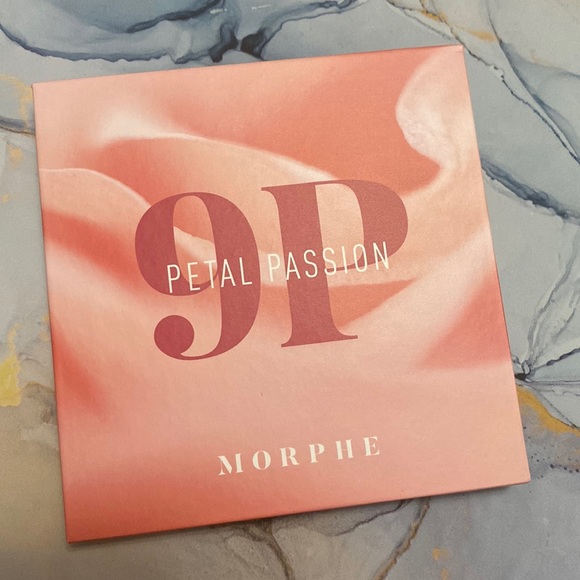 Morphe 9P petal passion palette - Picture 2 of 3